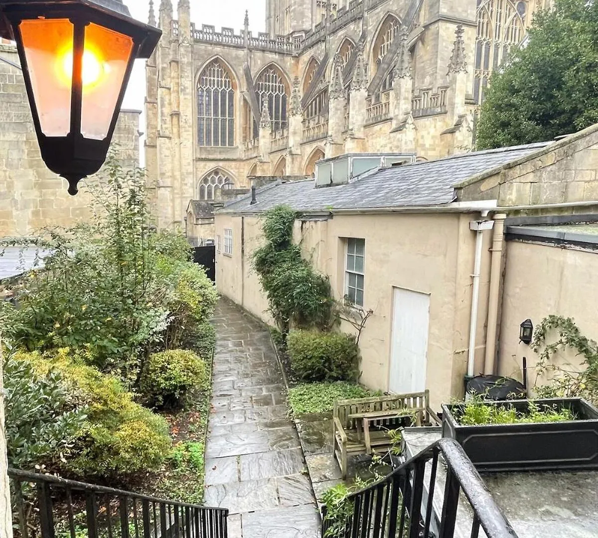 펜션 3-Bed Gem With Bath Abbey Views 빌라 영국
